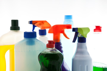PELIGROS AL MEZCLAR PRODUCTOS DE&nbsp;LIMPIEZA